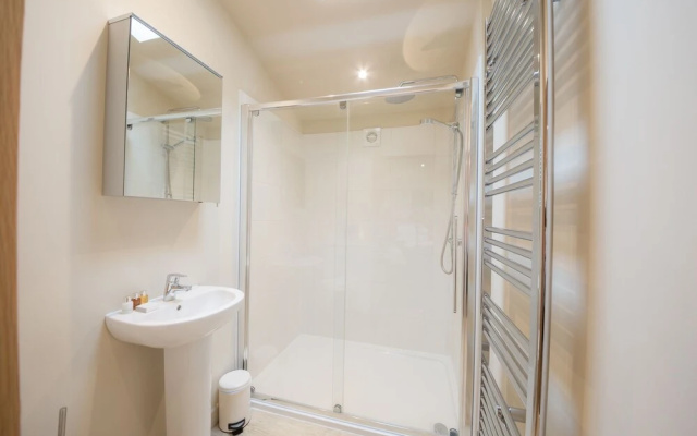Tanfield, Sleep 6, Private hot Tub, pet Friendly