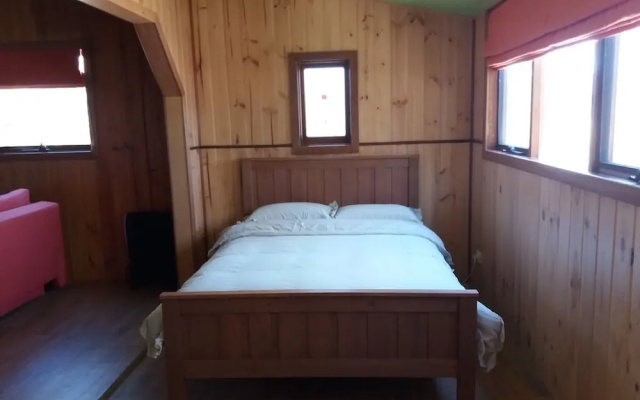 Tiandi Wildlife Sanctuary Farm Stay