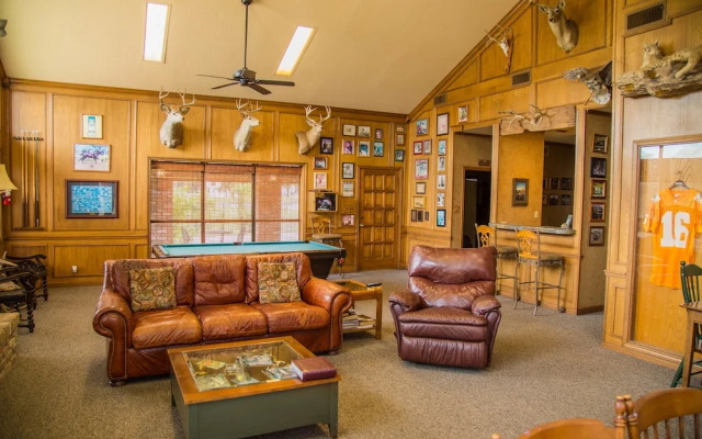 Lake Fork Lodge