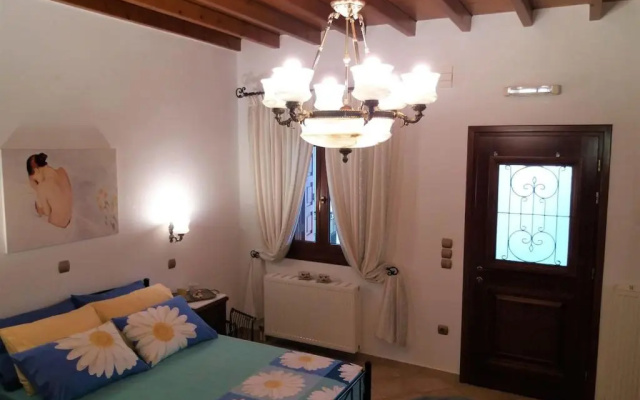 Apiranthos Diamond Maisonette in Naxos (3 BDRM)