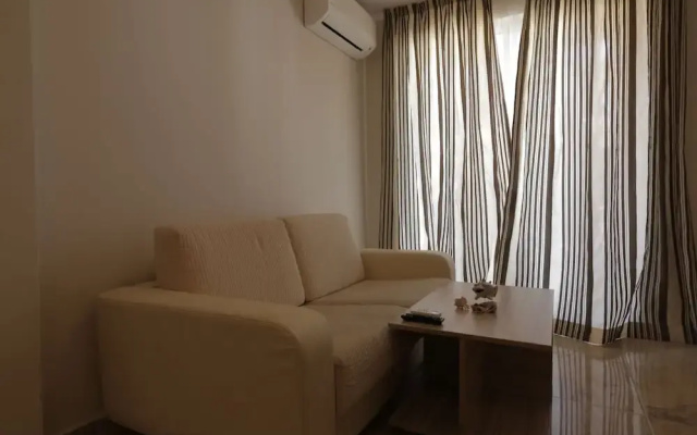 Luxury Apartment in Anastasia Palace