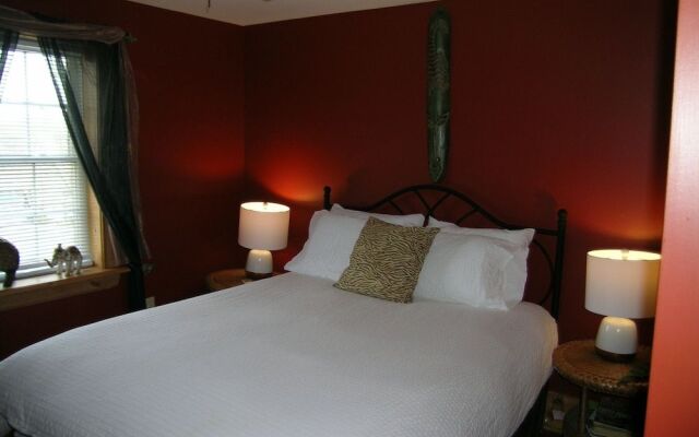 Emilyville Inn