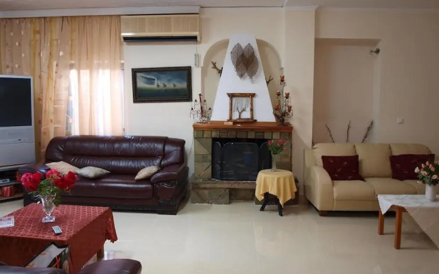 Hotel Pyrgos
