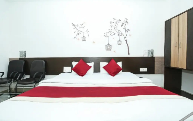 Hotel White Pearl by OYO Rooms