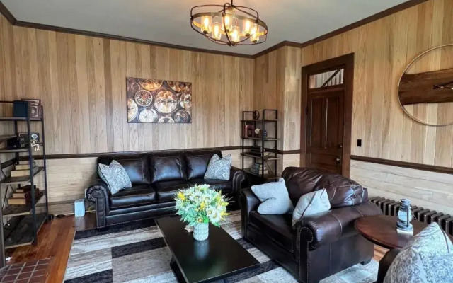 Highland Inn
