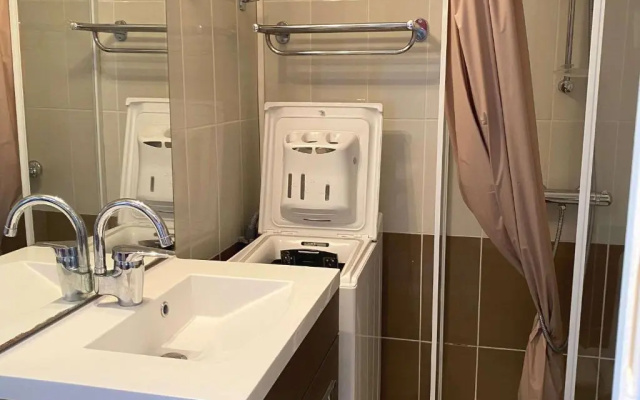 Appartement Balaruc-les-Bains, 1 pièce, 2 personnes - FR-1-553-60