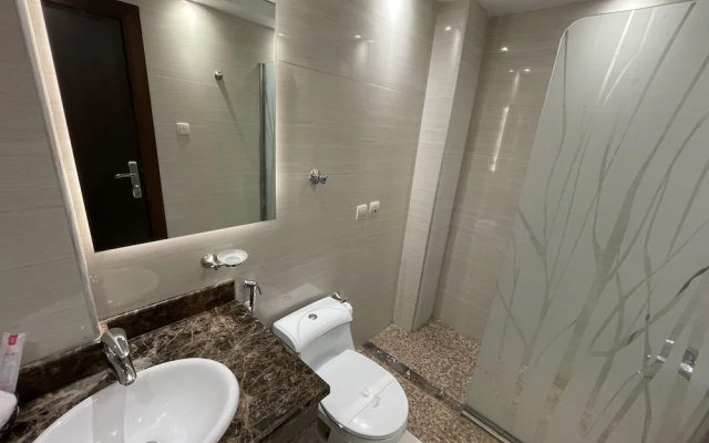 Private Luxury apartment - Al Hamra
