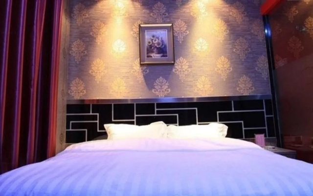 Dalian Huijia Hotel (Xinghai Plaza store)
