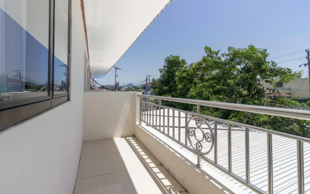 RedDoorz near Sam Ratulangi Airport