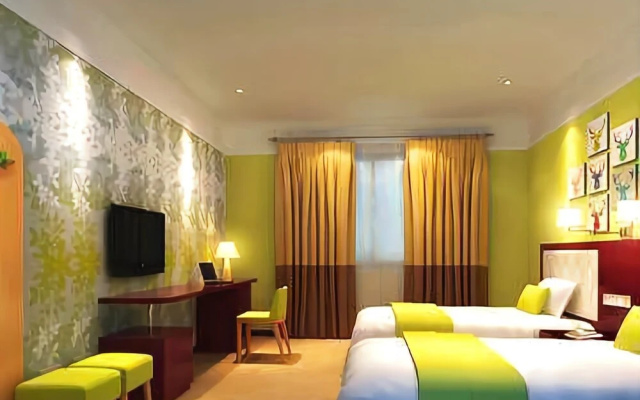 Xiaolu Hotel