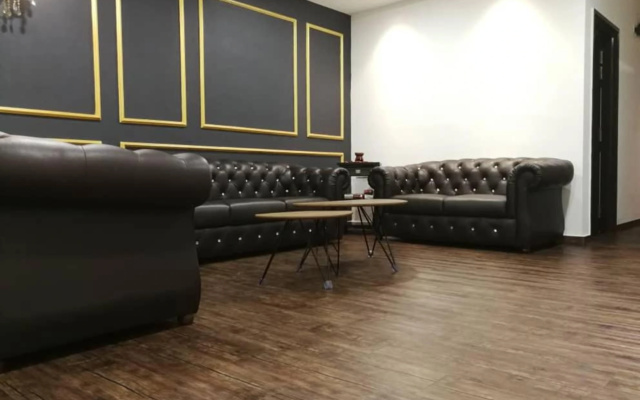 N City Hotel