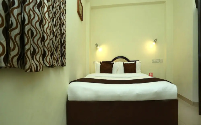 OYO 11492 Gateway Inn