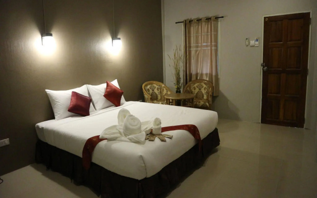 Lanta Smile Resort @Longbeach