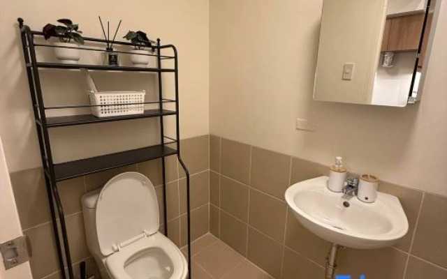 1BR Luxury Apartment The Camden Place