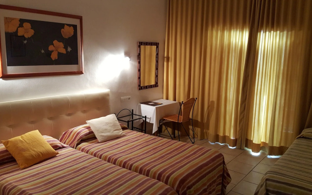 Hostal Residencia Catalina