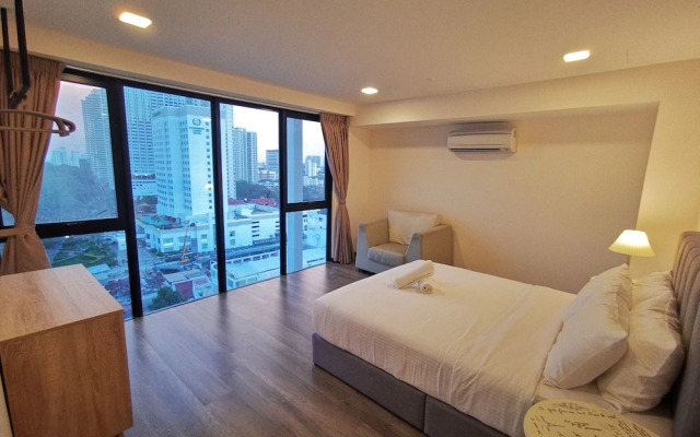 Family Suite Sunrise Gurney Penang