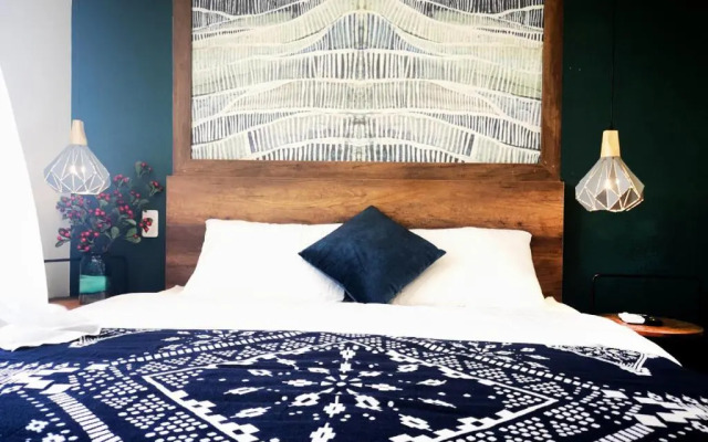 Benzen Boutique Stays