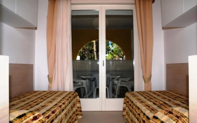 Comfortable Sea-front Flat