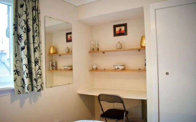 Welcoming and Homely 2 Bed in Central Location