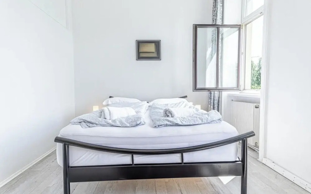 Affordable Stay Prime Location by Danube