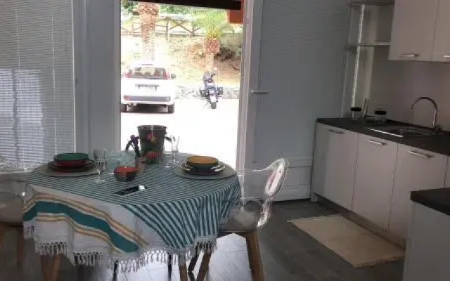 Flat 1 Bedroom 1 Bathroom - Varazze