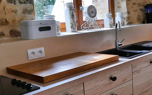 Holiday Home in Haute-vienne Near Nature Park