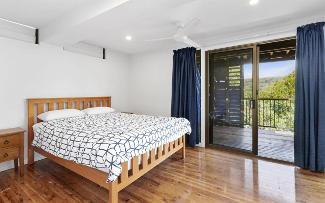 8 Yarrong Road