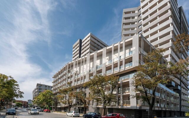 Отель RentPlanet - Apartament widokowy Atal Польша, Вроцлав - отзывы, цены и фото номеров - забронировать отель RentPlanet - Apartament widokowy Atal онлайн вид на фасад