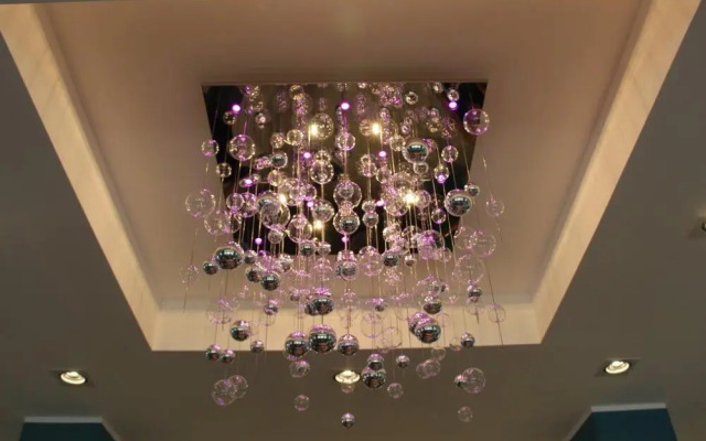 Carducci Suite