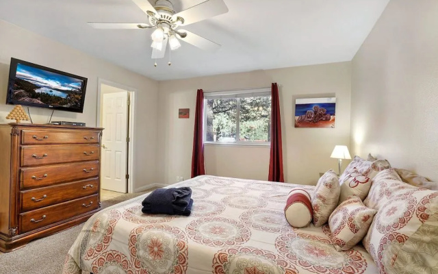 Tahoe Frost - Air Conditioned 4 Bedroom Tahoe Home