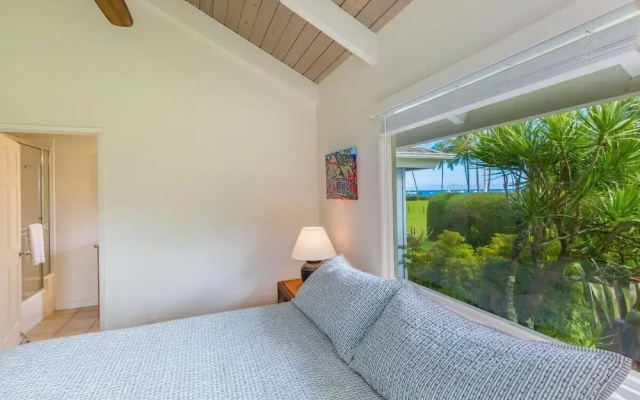 Makana Nui 3 Bedroom Home by RedAwning