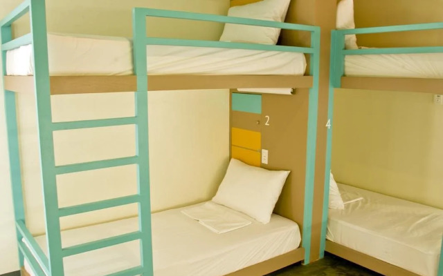 Second Wind Hostel by MNL