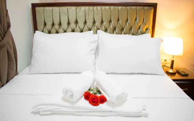 Golden Palace Hotel