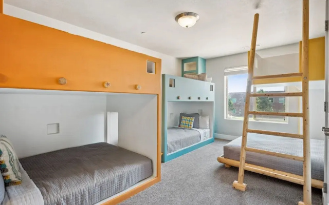 Grand Legacy Retreat #89 9 Bedroom Home