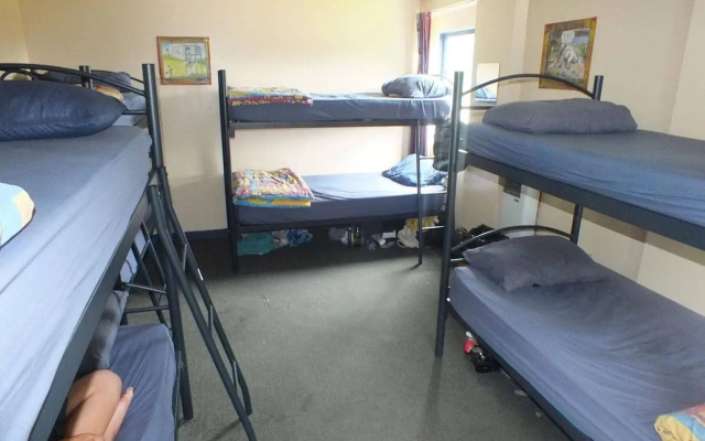 Bungi Backpackers