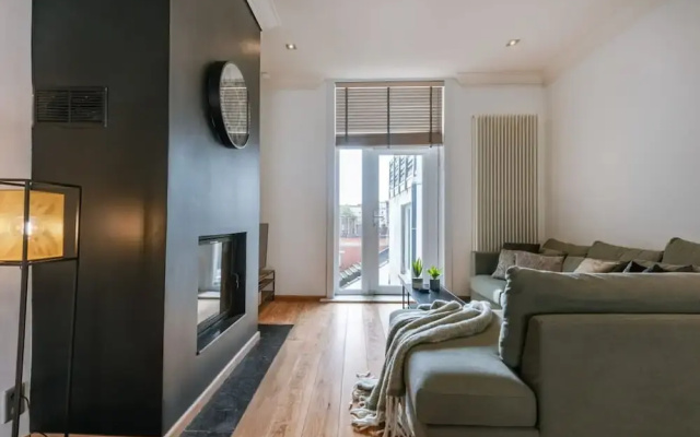 Beautiful and Spacious Vacation Home With Parking