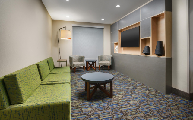 Holiday Inn Express & Suites Oakhurst - Yosemite Park Area by IHG
