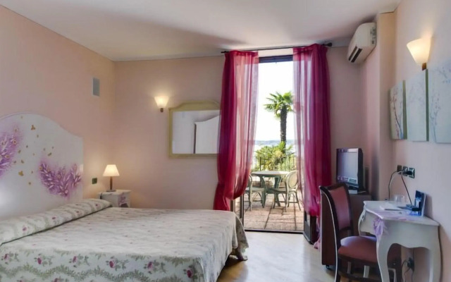 Hotel Pace