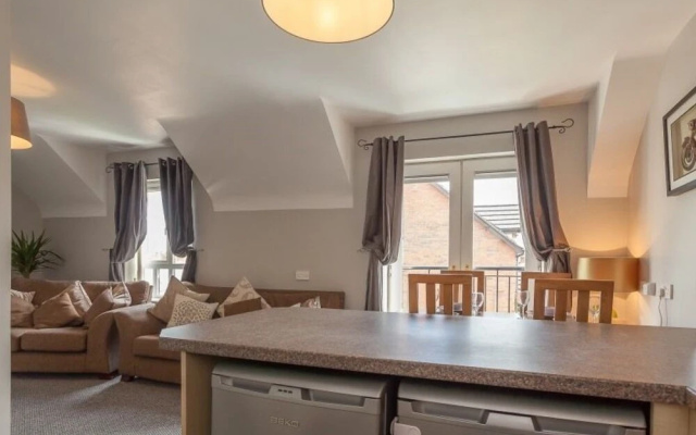 Belfast Budget Maldon Court 11