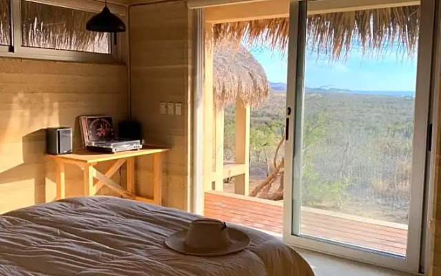 Cabañas 33 1/3 Room C