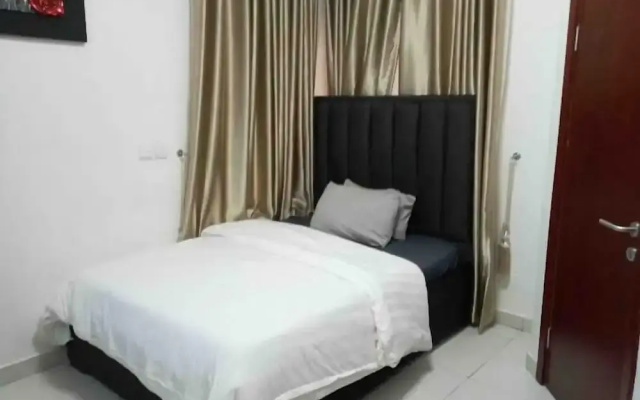Lilly Grand Luxury Hotel and Apartment