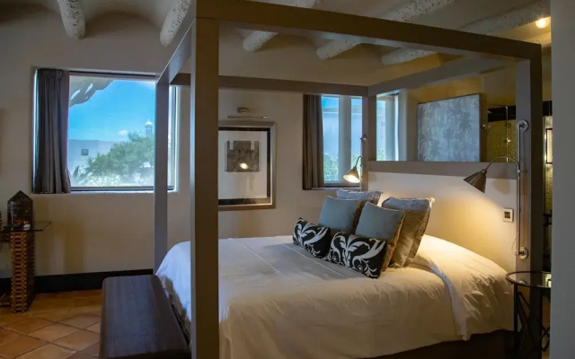 5 Suites