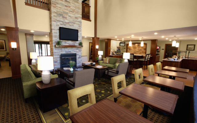 Staybridge Suites St Louis - Westport by IHG