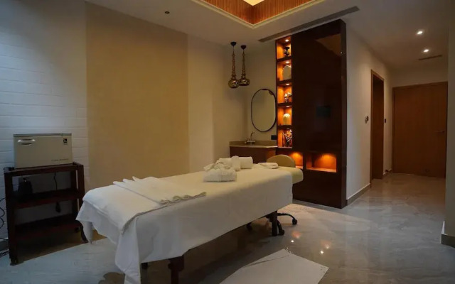 SCYLLA Luxury Resort & Spa
