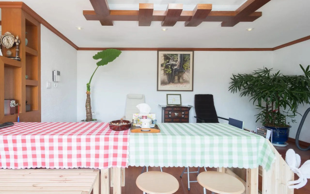 White Rabbit Guesthouse