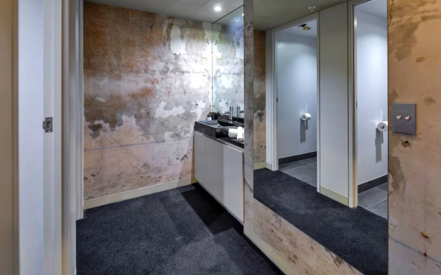 The Birdcage Luxury 4BDR Penthouse