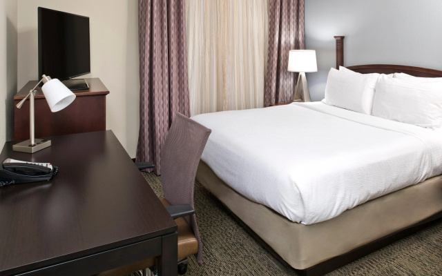 Staybridge Suites Charlotte Ballantyne by IHG