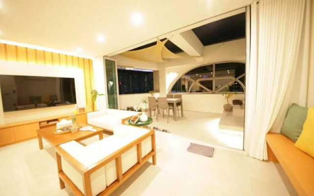 ORMAK the House
