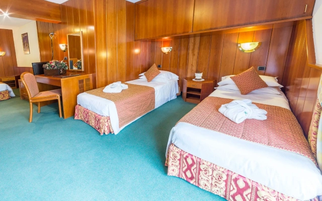 Hotel Excelsior Planet