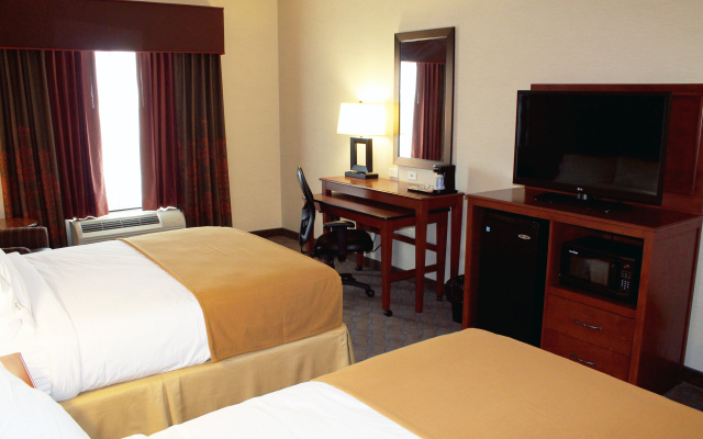 Holiday Inn Express Hotel & Suites Paducah West by IHG